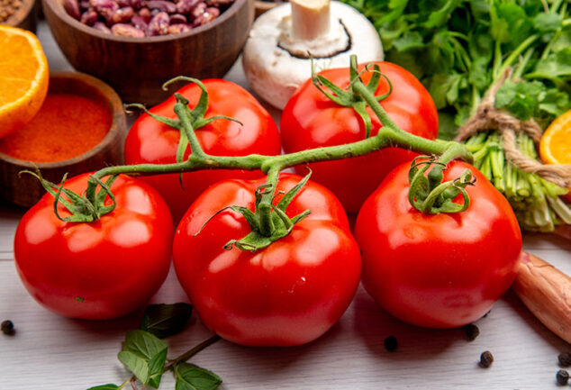 Ripe, juicy tomatoes